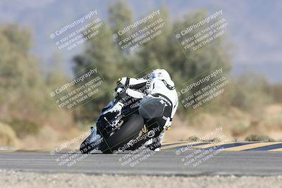 media/Oct-04-2025-CVMA (Sat) [[408bcdd6e4]]/Race 13-Amateur Supersport Open/